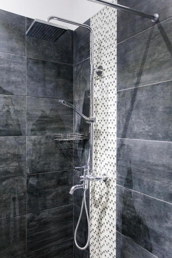 Zgvadaca Kvariati Apartment מראה חיצוני תמונה